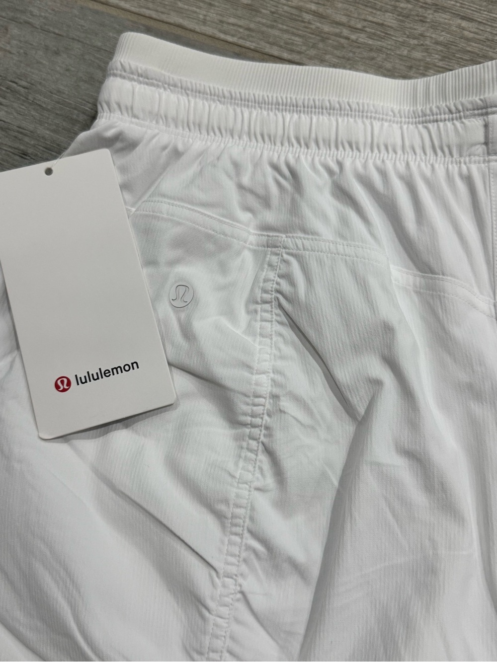New Lululemon Dance Studio High-Rise Shorts 3.5" WHITE Sz: SMALL NWT Athletic - Picture 6 of 6